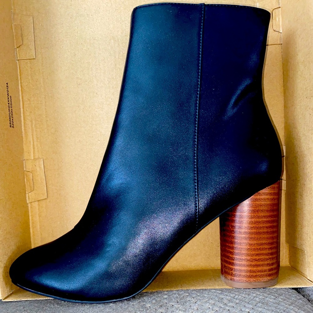Market & Spruce Jasmine Heeled Booties